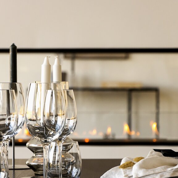 Bioethanolbrenner Montreal Tunnel im Esszimmer Hintergrund