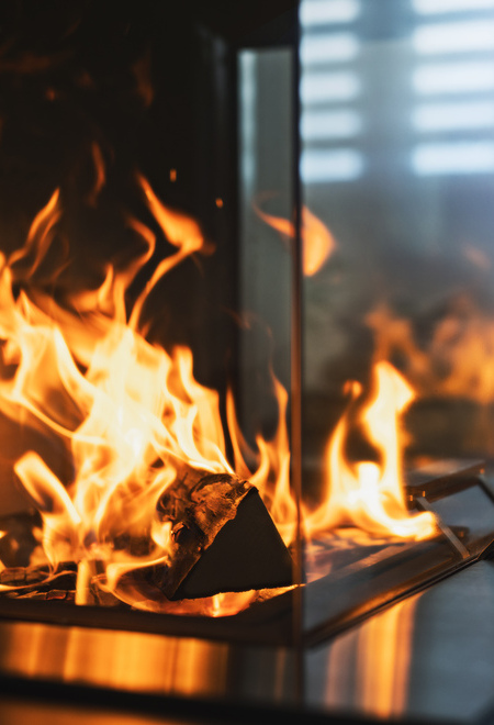 Der Holz-Kaminofen VISIO UNIQ bietet  einwandfreie Feuersicht.